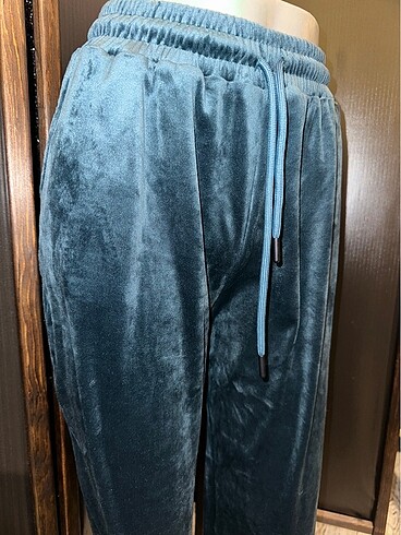 Petrol mavisi kadife - Görsel 2