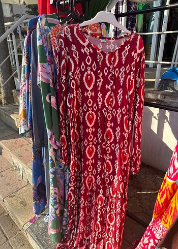 Diğer Bohem Kırmızı Batik Desenli Elbise