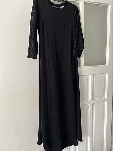 Siyah uzun şık elbise
