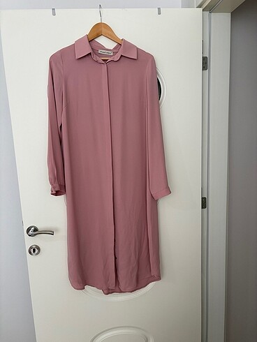 Pembe tunik