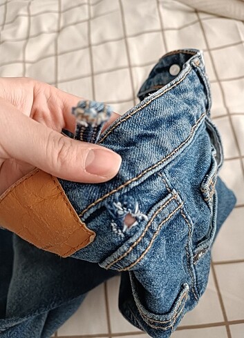 32 Beden Bershka comfort slim fit mom