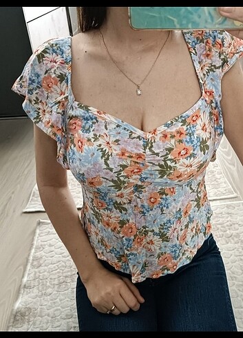 Çiçekli bluz