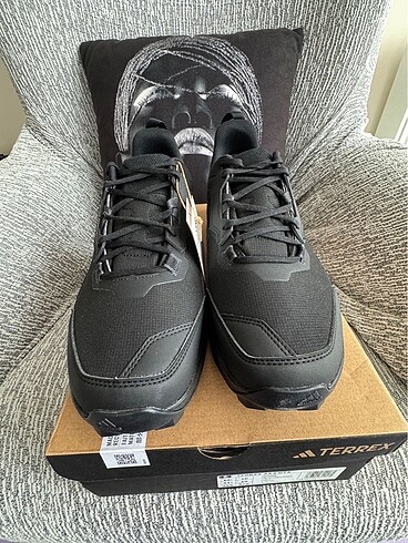 44 Beden siyah Renk Adidas Terrex goratex 44-5