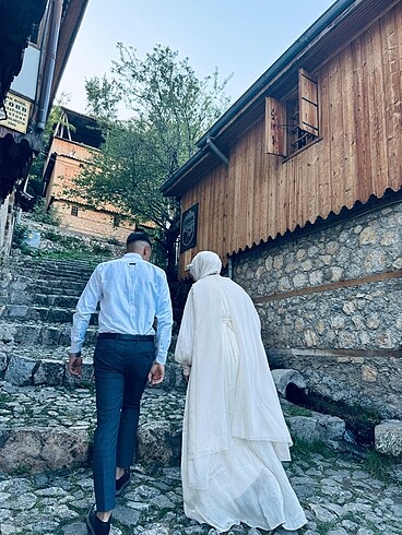 Nikah elbisesi