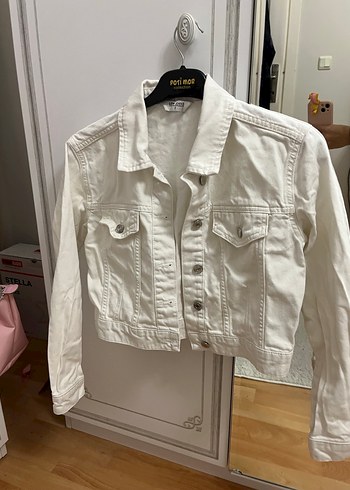 s Beden Beyaz Düğmeli Kadın Denim Ceket