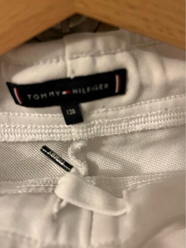 8 Yaş Beden beyaz Renk Tommy çocuk şortu