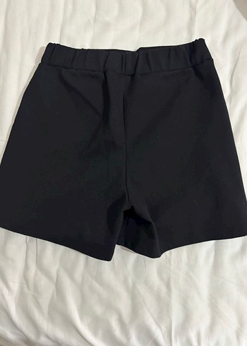 Ambar Düğmeli Siyah Mini Etek - Görsel 2