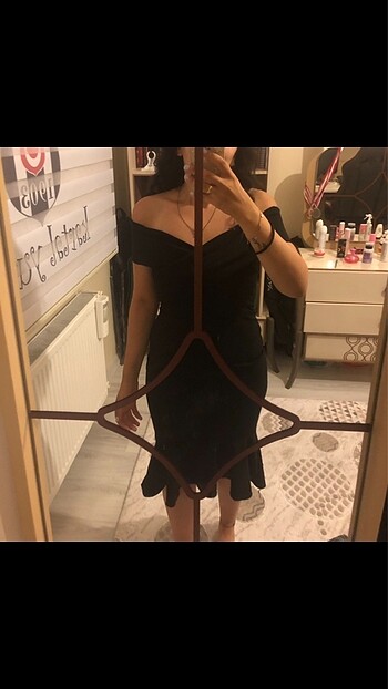 38 Beden Kayık Yaka siyah elbise