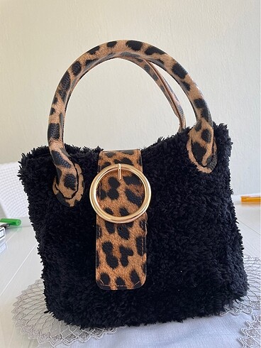 Siyah Mini Leopar Desenli El Çantası