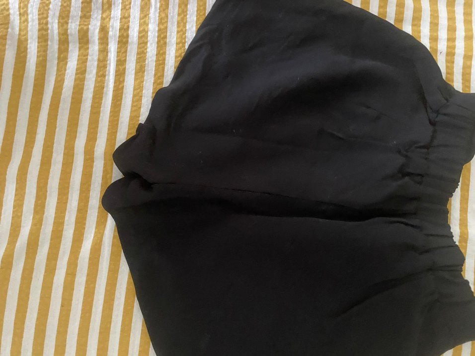 Arkası şortlu mini etek - Görsel 2