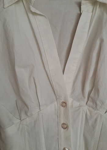 xs Beden beyaz Renk Düğmeli V Yakalı Beyaz korse detaylı poplin crop gömlek