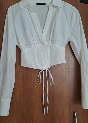 xs Beden Düğmeli V Yakalı Beyaz korse detaylı poplin crop gömlek