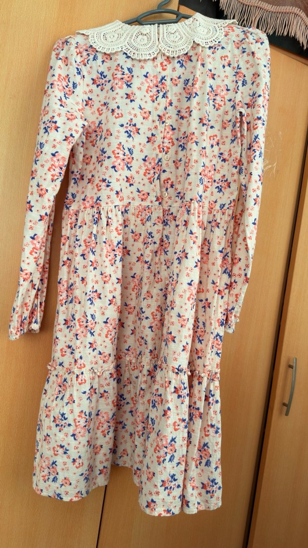 Çiçek Desenli Uzun Kollu Kız Elbisesi - Görsel 2