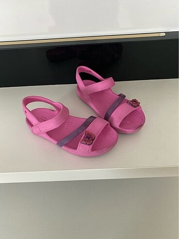 Crocs babet