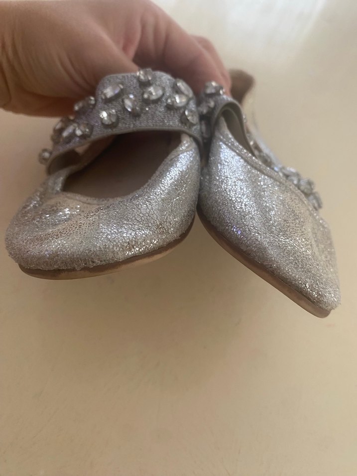 Simli Kız Babet - Görsel 2