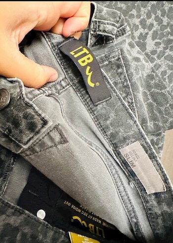 Gri Desenli Kadın Jean Pantolon - Görsel 5