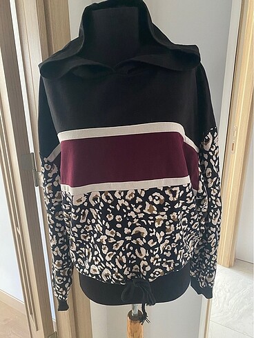 LC Waikiki Kapşonlu sweatshirt