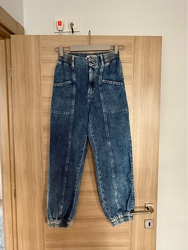 Bershka Bershka marka kot pantolon