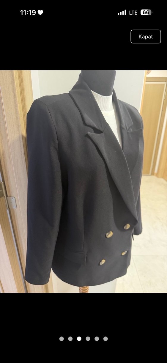 Düğmeli Siyah Kadın Ceket - Görsel 3