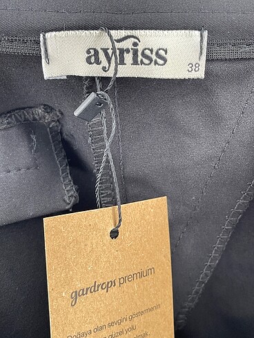 38 Beden siyah Renk Diğer Kumaş Pantolon %70 İndirimli.