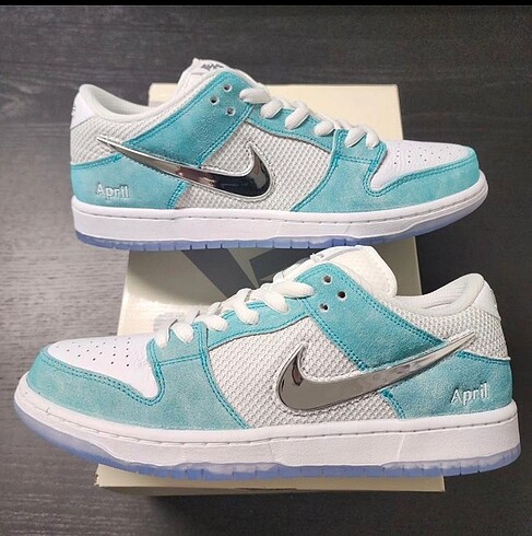 Nike Nike SB Dunk Low April Skateboard