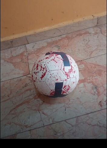 Beden Cipsta f100 futbol topu