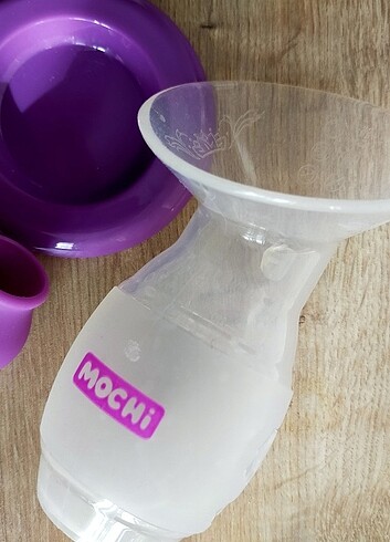 Mochi göğüs pompası 