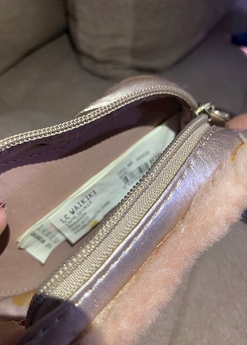 Krem Renkli Kalp Şeklinde Peluş Çanta - Görsel 2