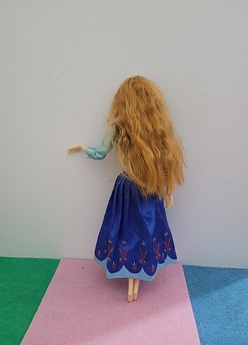 Barbie Kolları eklemli Oyuncak bebek Anna