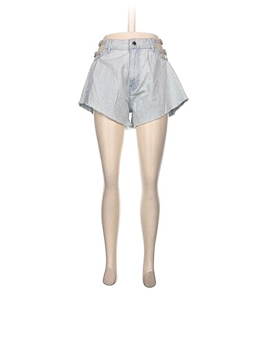 Bershka Mini Şort %70 İndirimli.