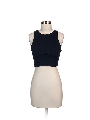 Pull and Bear T-shirt %70 İndirimli.