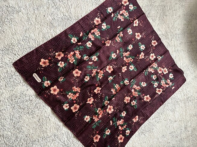 Cacharel CACHAREL TWILL İPEK EŞARP