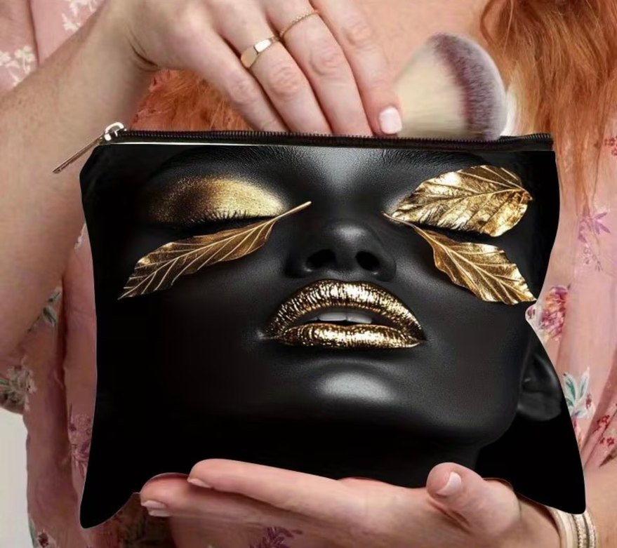 Parlak Siyah Deri Kadın Makyaj Çantası - Görsel 3