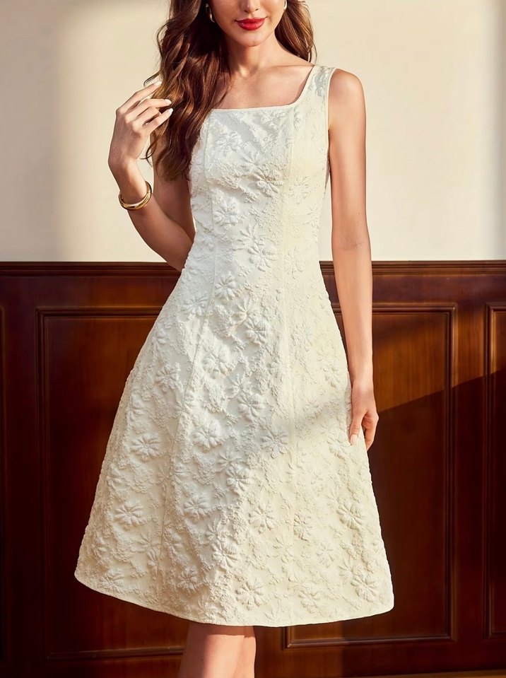 İşlemeli Beyaz Uzun Abiye Elbise ve takılabilir ceket - Görsel 3