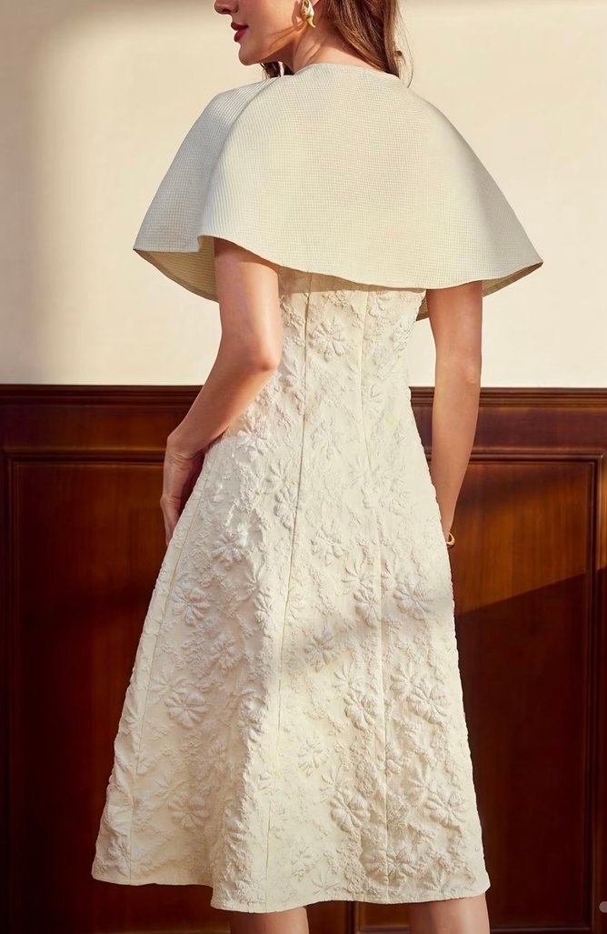 İşlemeli Beyaz Uzun Abiye Elbise ve takılabilir ceket - Görsel 2