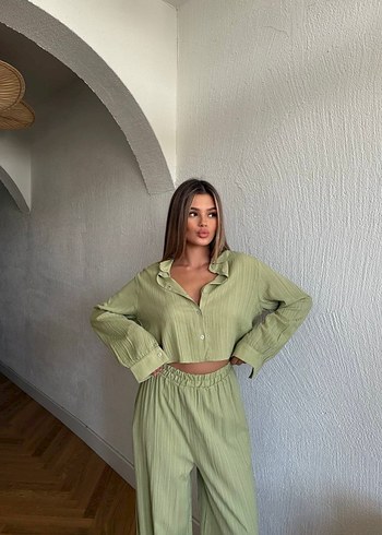 Kadın Khaki Keten Pilili Takım
