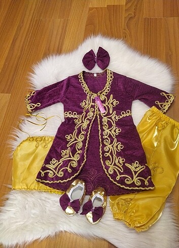 Diğer Mürdüm kadife üzerine işleme bebek bindallı 