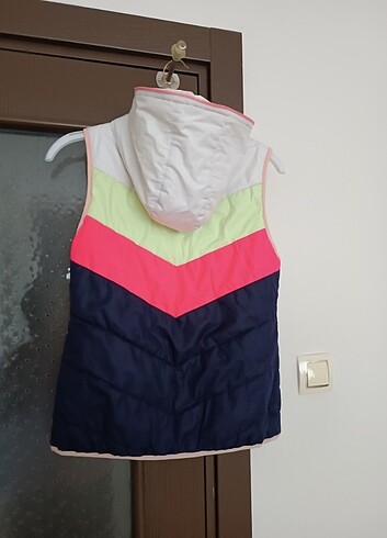LC Waikiki Kapşonlu şişme yelek
