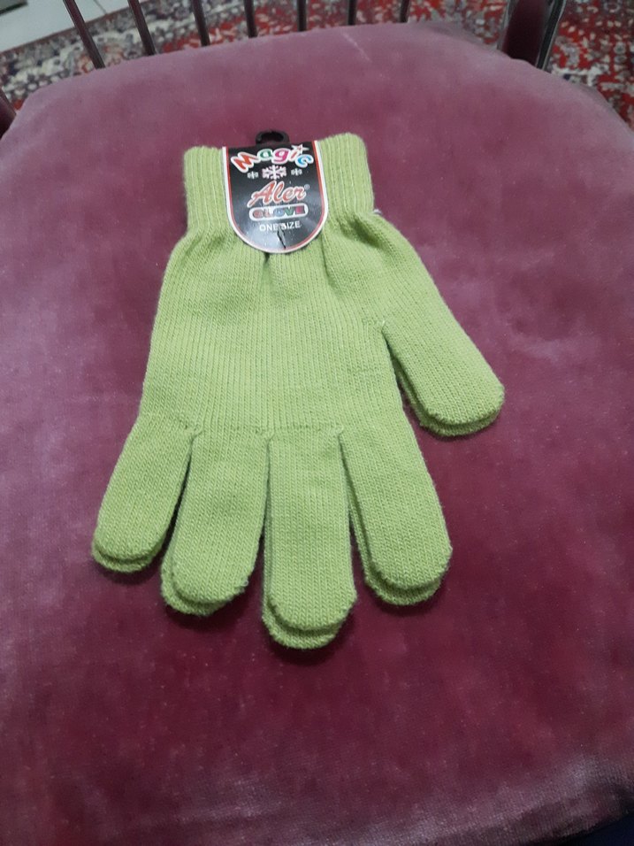 Nakışlı Yeşil Kız Çocuk Eldiveni - Görsel 3