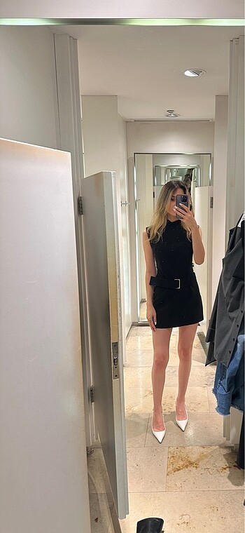 Mango Kemer detaylı mini elbise