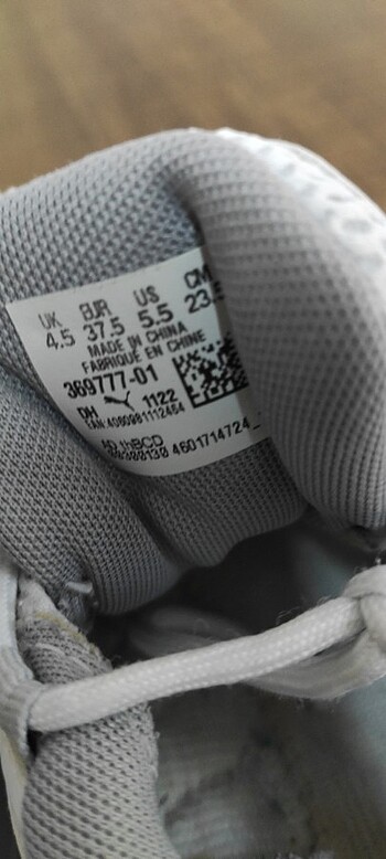 37,5 Beden beyaz Renk Puma ayakkabı 