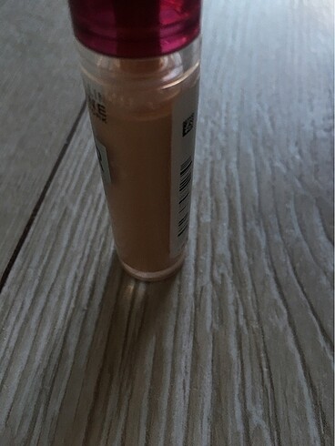 Maybelline Maybelline New York Eraser Kapatıcı