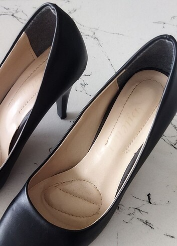 TOPUKLU AYAKKABI - Görsel 6