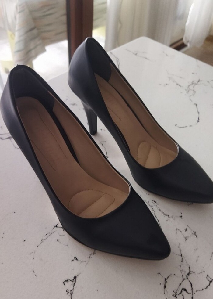 TOPUKLU AYAKKABI - Görsel 2