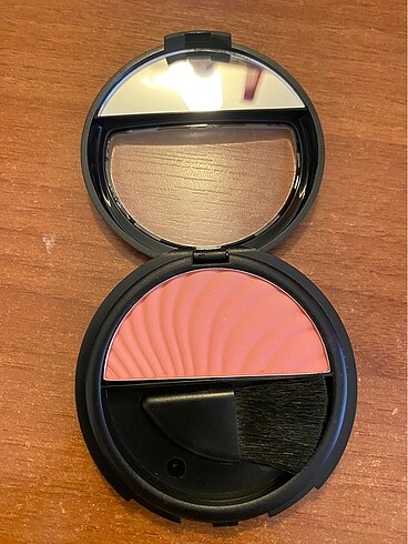  Beden Flormar 105 matte rose allık