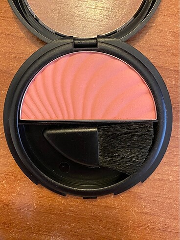  Beden Renk Flormar 105 matte rose allık