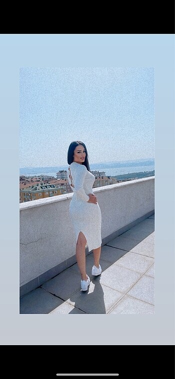 Beyaz triko elbise