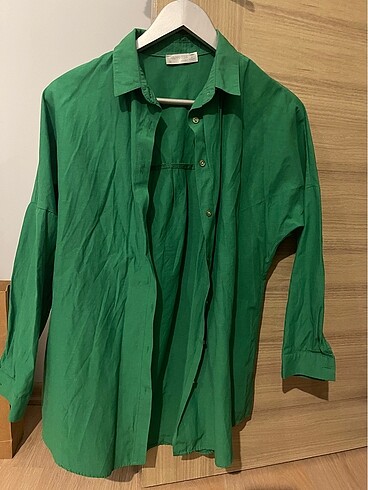 Yeşil oversize gömlek
