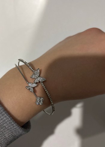 Zincir Detaylı Minimalist Beyaz Kadın Bileklik - Görsel 3