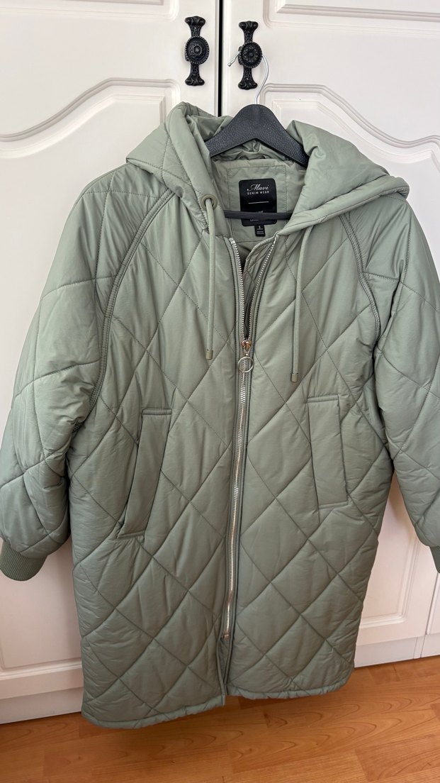 Yeşil Kapüşonlu Kadın Kışlık Mont - Görsel 4